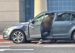 החשוד נמלט ברכבו | צילום: דוברות המשטרה