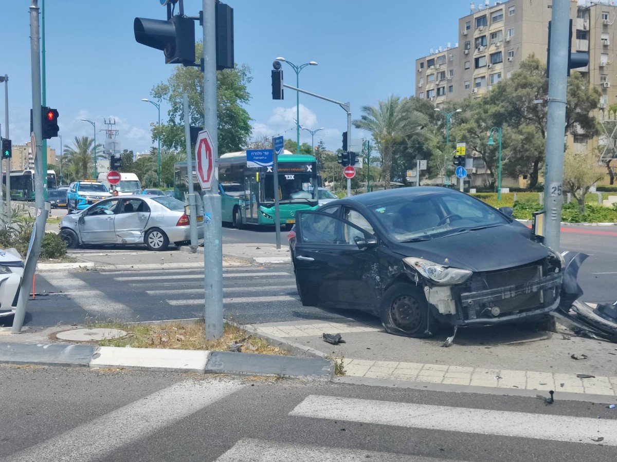 התאונה בשדרןת ירושלים בקרית ים | צילום: "חדשות חיפה והקריות"